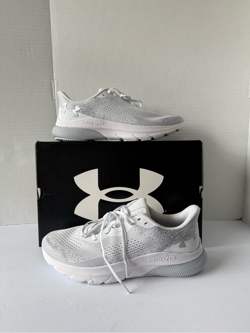 Under Armour  Women's UA HOVR Turbulence 2  Running  Shoes Size 11  3026525